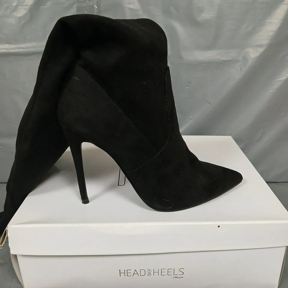 BOXED HEAD OVER HEELS BLACK MICRO FIBRE - SIZE 37