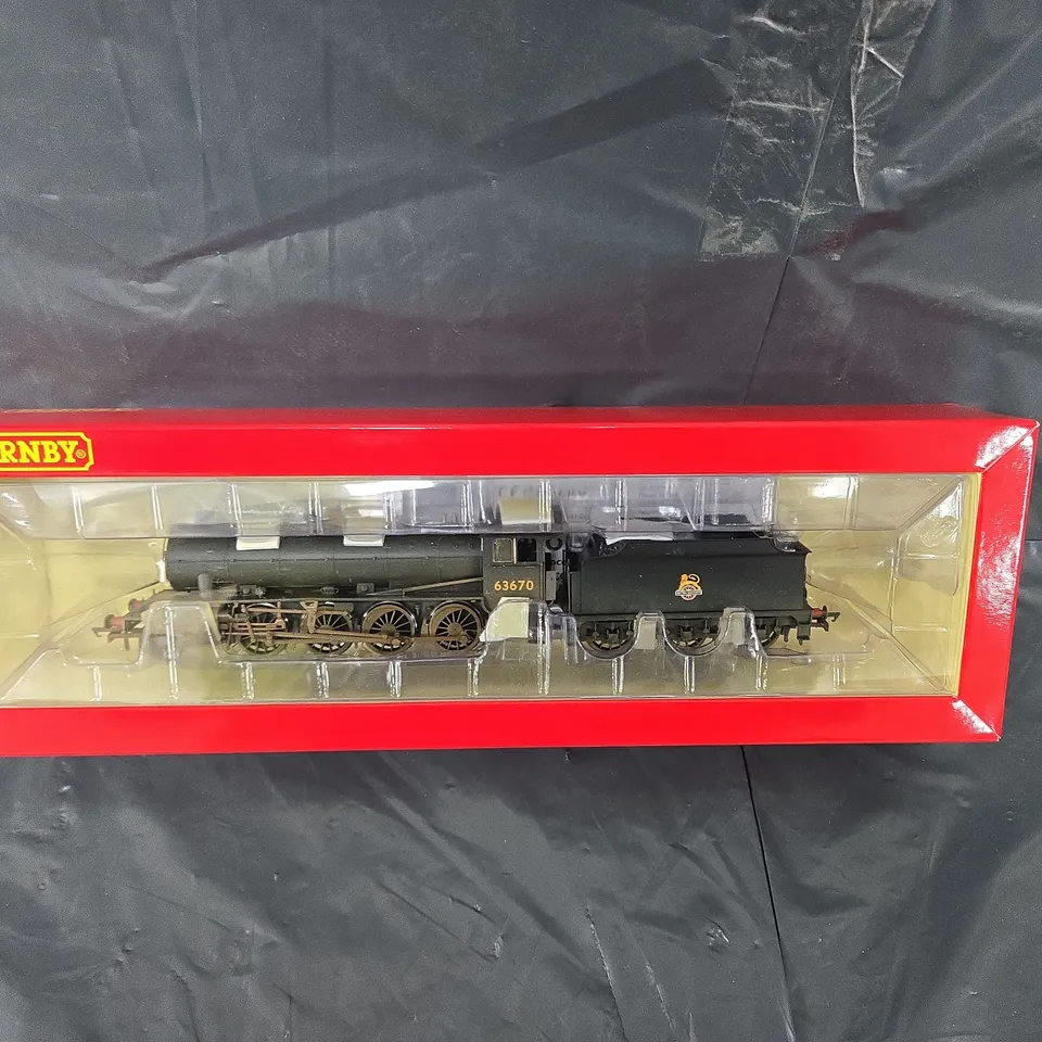 HORNBY R3089 - BR 2-8-0 THOMPSON CLASS OI 63670 - WEATHERED EDITION