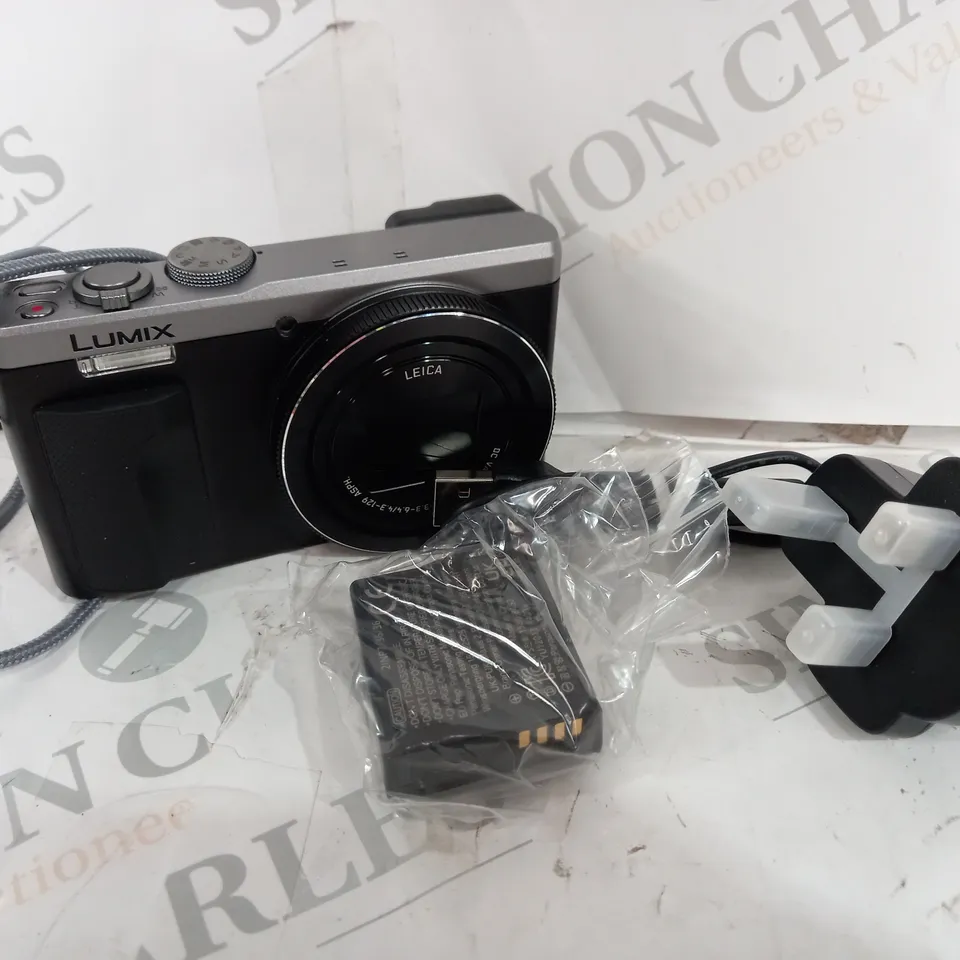 BOXED PANASONIC DMC-TZ80 CAMERA