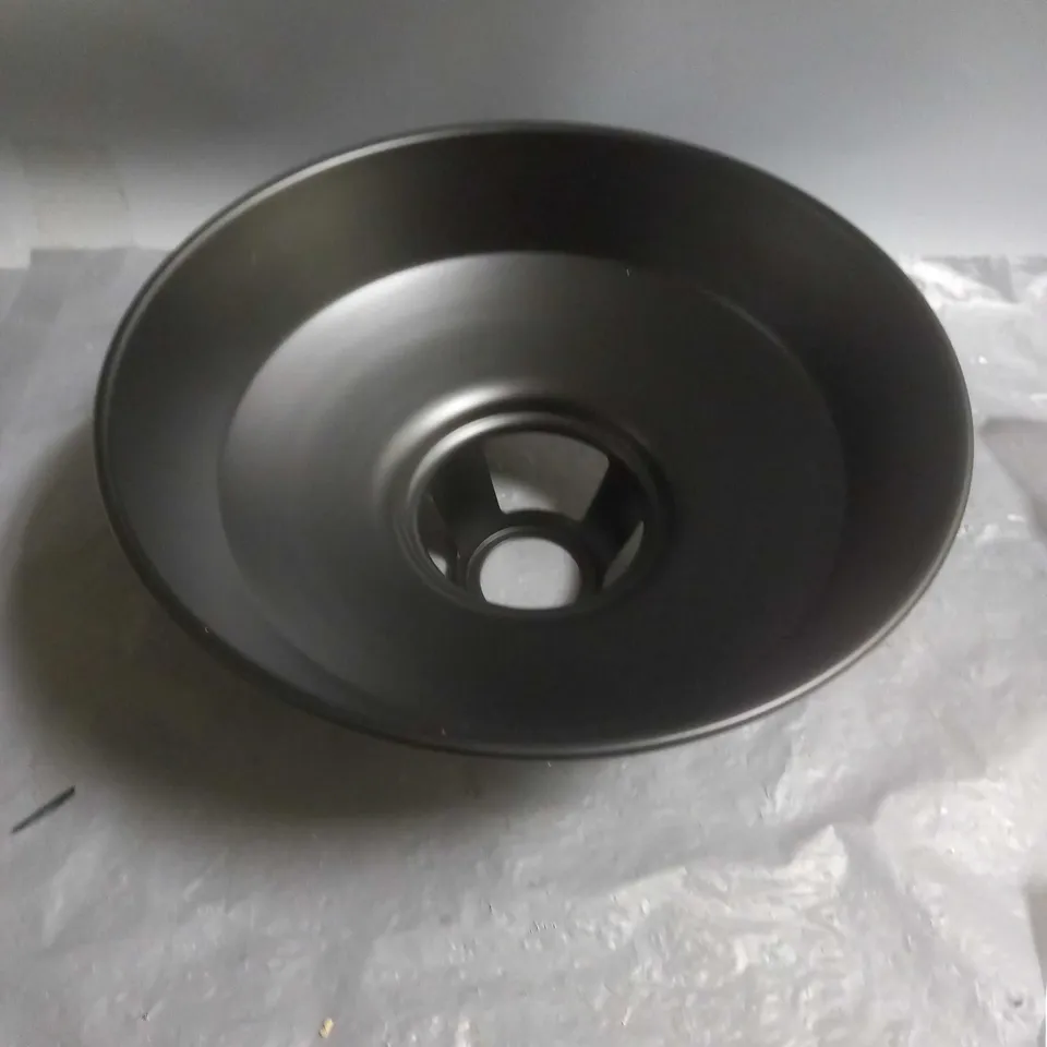 UNBRANDED CEILING LIGHT BLACK WITH FITTINGS