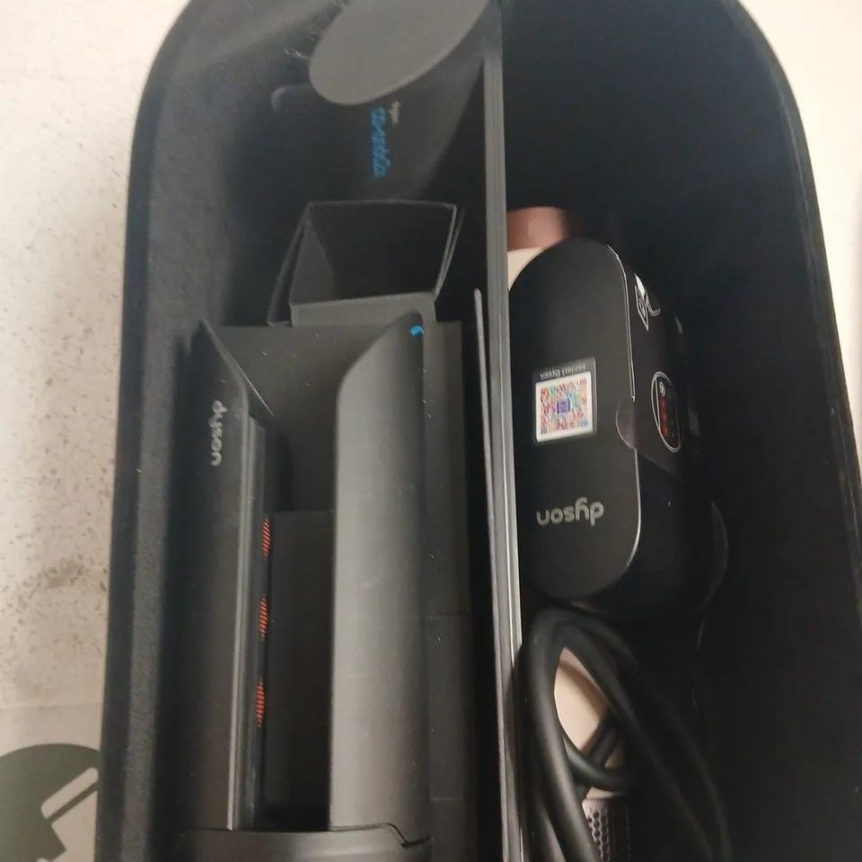 DYSON SUPERSONIC NURAL