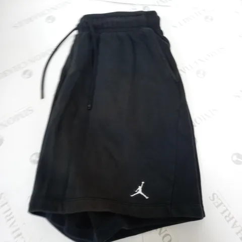 AIR JORDAN FLEECED SHORT SIZE L