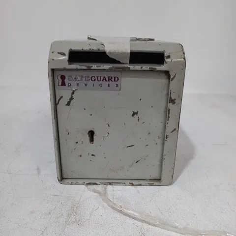 SAFEGUARD DEVICES MOUNTABLE SAFE WITH KEY