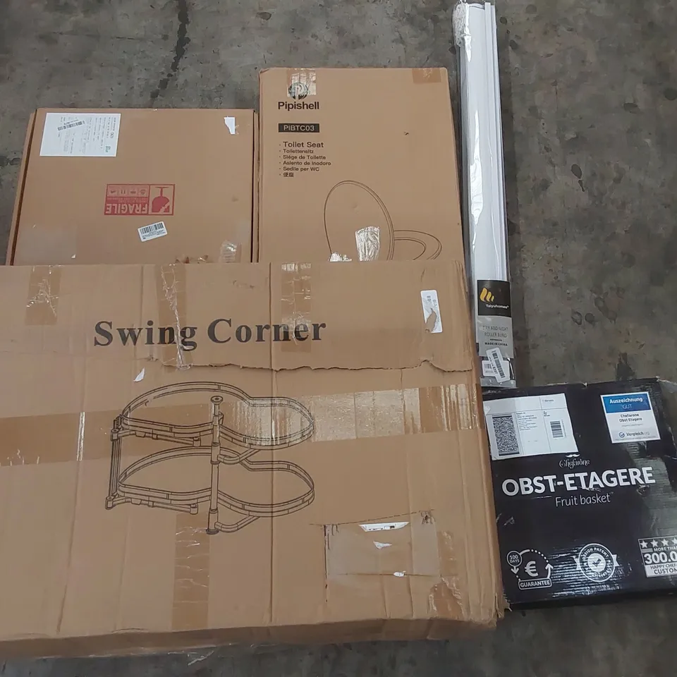 PALLET OF ASSORTED ITEMS INCLUDING SWING CORNER, TOILET SEAT, FRUIT BASKET, WALL MIRROR
