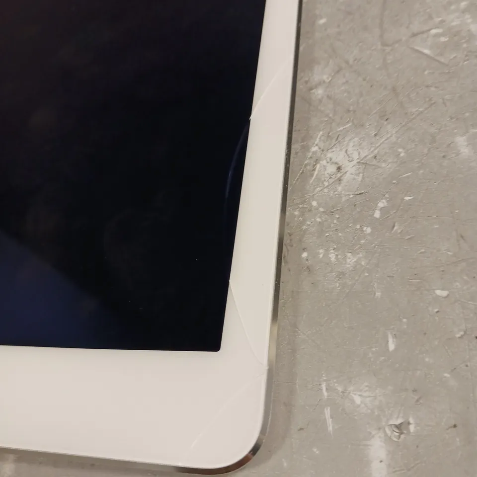 APPLE IPAD AIR 2 CELLULAR SILVER - MODEL A1567