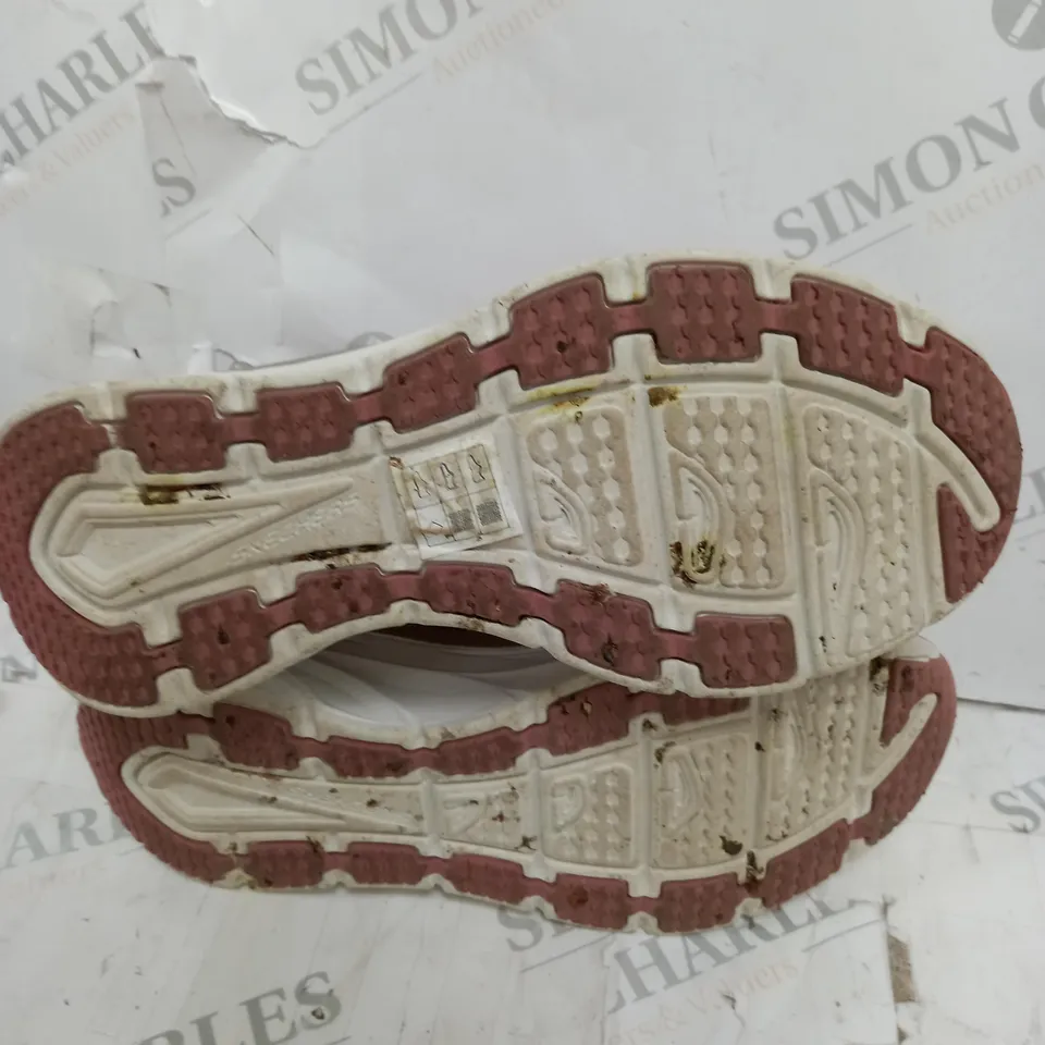 SKETCHERS MEMORY FOAM SLIP ON TRAINERS IN PINK - SIZE 4