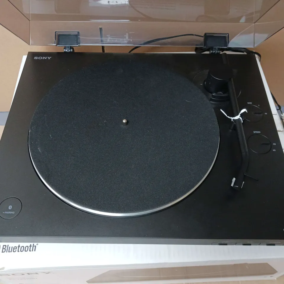 SONY PS-LX310BT STERIO TURNTABLE SYSTEM