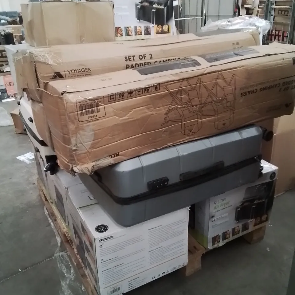 PALLET OF ASSORTED HOUSEHOLD GOODS AND PRODUCTS TO INCLUDE;X7 9L KEPLIN AIRFRYERS,X3 SUITCASES,6 CAMPING CHAIRS