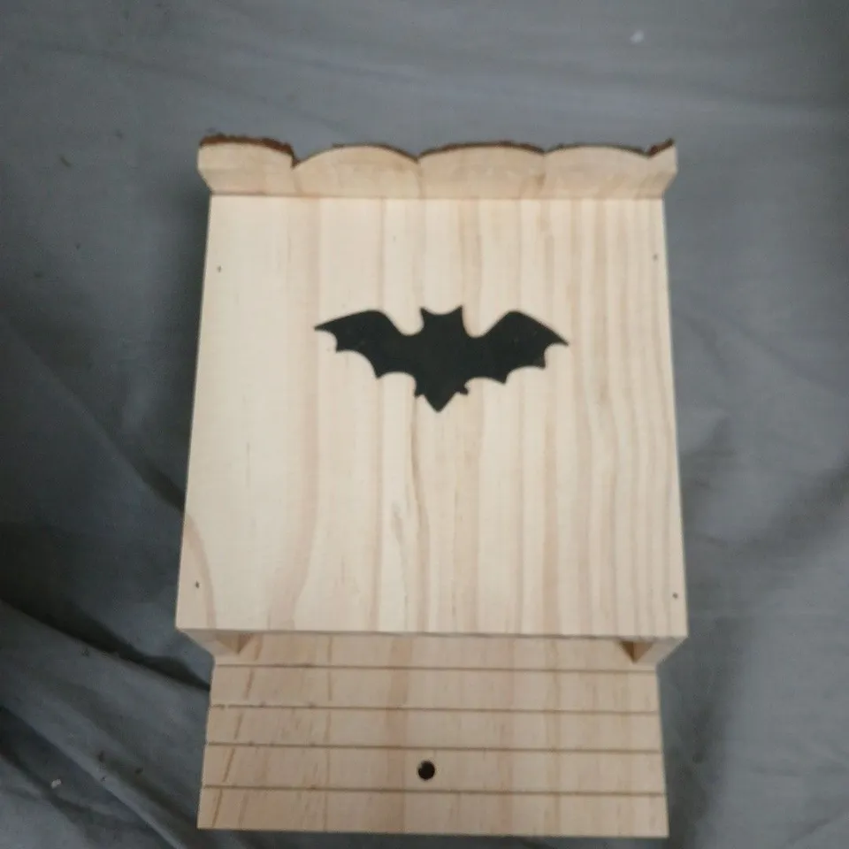 WOODEN BAT BOX