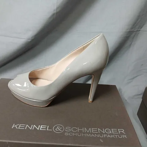 KENNEL & SCHMENGER GREY PATENT LEATHER PLATFORM PEEP-TOE HIGH HEELS (BOXED)
