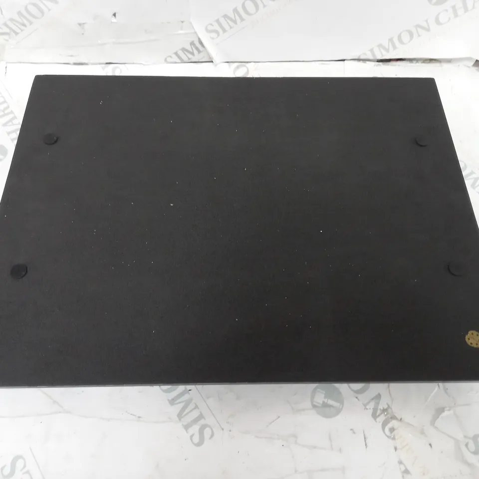 GEO PRINT SERVING TRAY