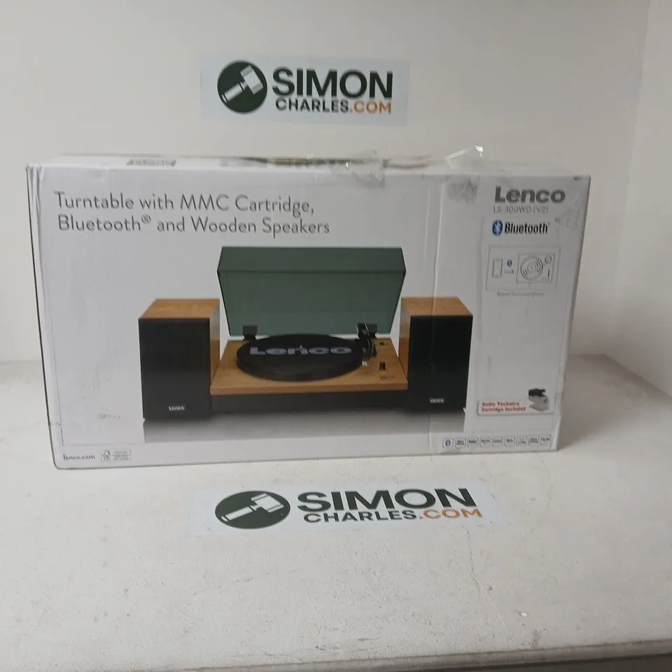 LENCO TURNTABLE WITH MMC CARTRIDGE, BLUETOOTH & WOODEN SPEAKERS – BOXED