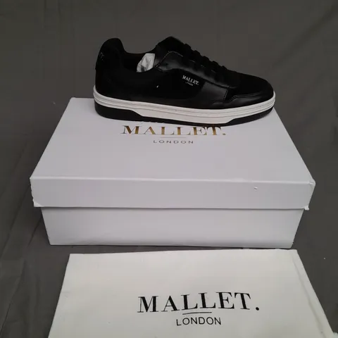 BOXED PAIR OF MALLET LONDON BLACK MALLET BENNET SIZE 8