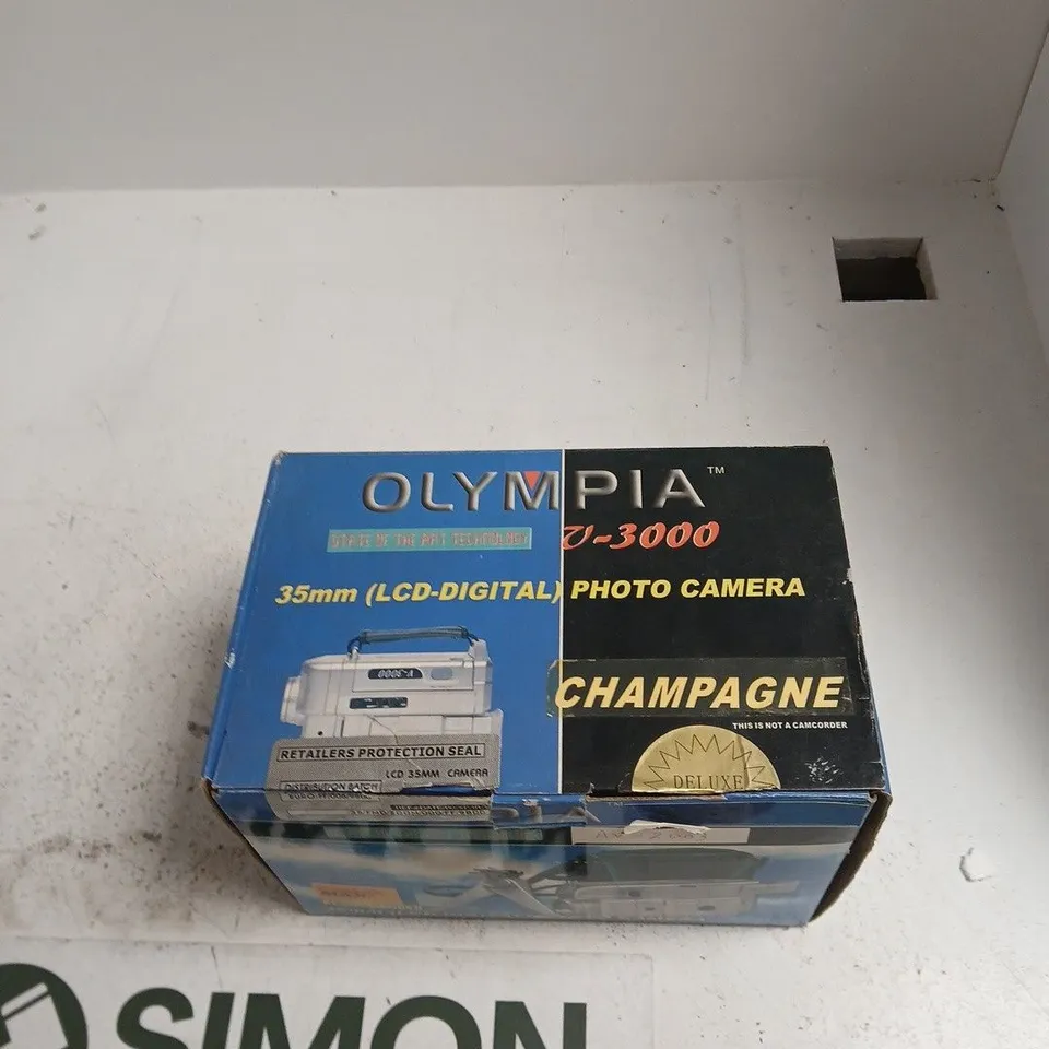 OLYMPIA 35MM LCD-DIGITAL PHOTO CAMERA – CHAMPAGNE DELUXE BOXED 