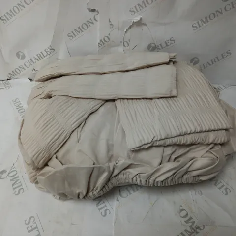 SUPERSOFT BY COZEE HOME TEXTURED STRIPE DUVET SET STONE DOUBLE