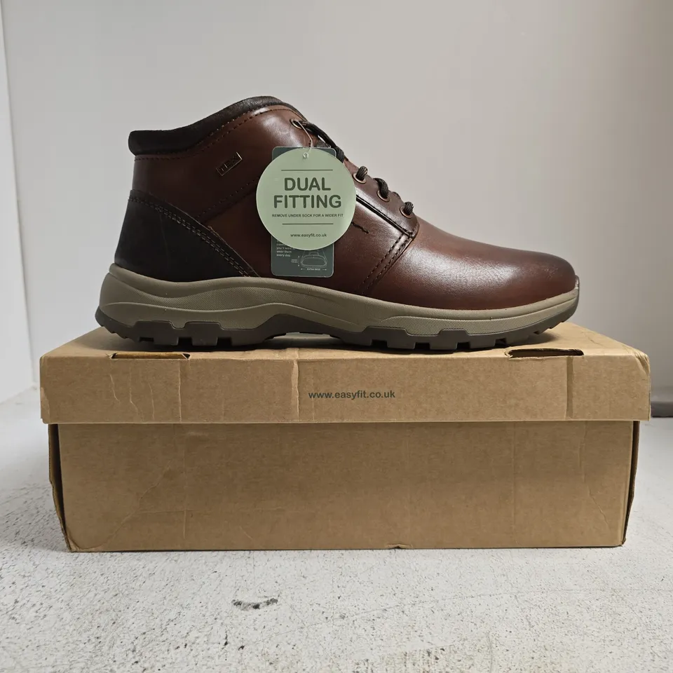 BOXED PAIR OF EASYFIT ANKLE BOOTS IN COGNAC SIZE 11