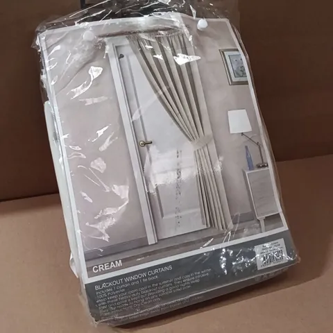BAGGED BLACKOUT WINDOW CURTAINS - CREAM