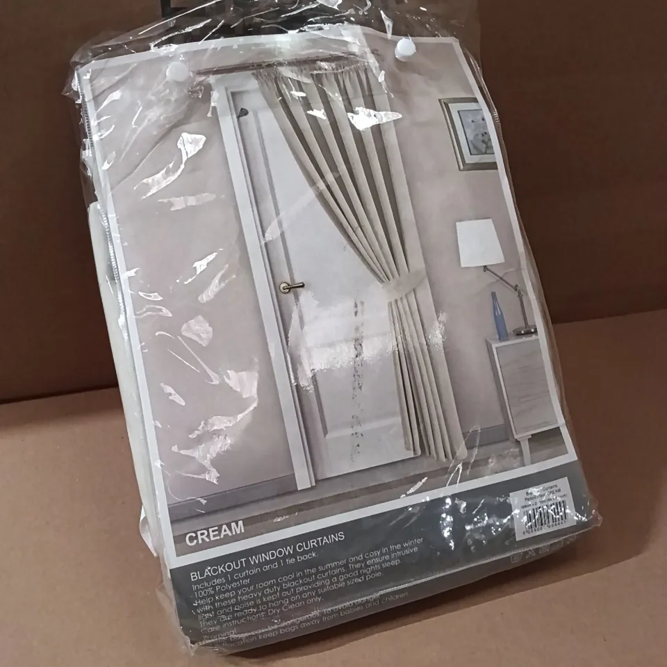 BAGGED BLACKOUT WINDOW CURTAINS - CREAM