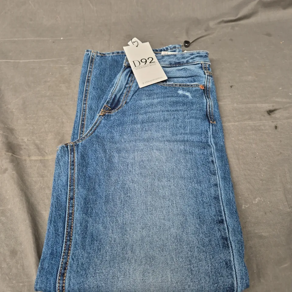 STRADIVARIUS D92 DENIM JEANS SIZE 6