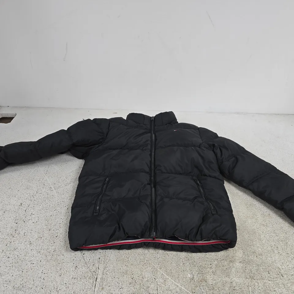 TOMMY HILFIGER PUFFER JACKET – BLACK, KID'S 140 (UK 9–10) UK SIZE 9-10