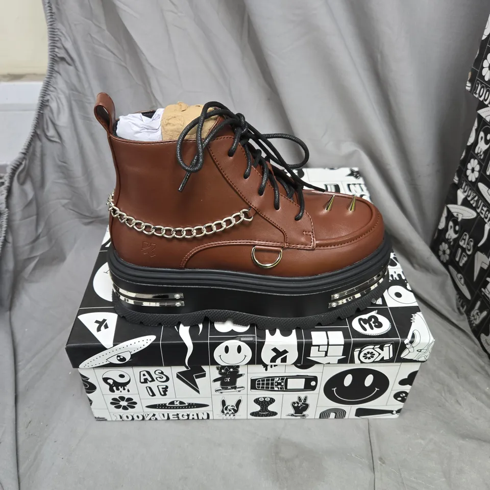 BOXED PAIR OF KOI THE SILENCE PLATFORM GRUNGE BOOTS IN BROWN - UK 3