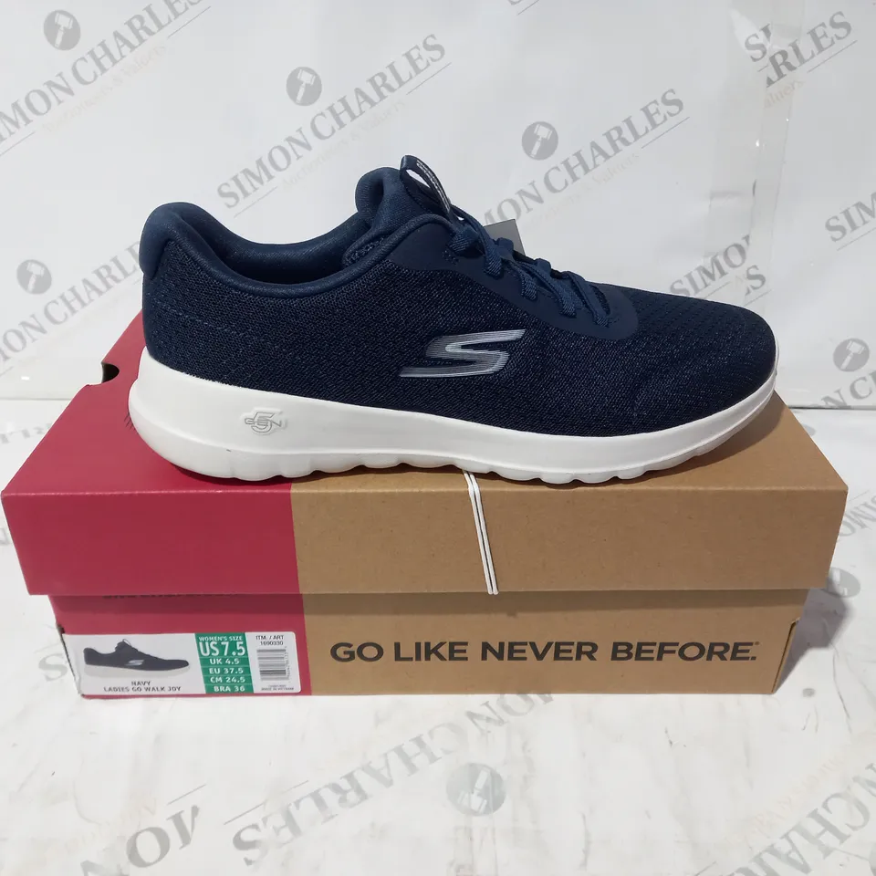 SKETCHERS AIR COOLED GOGA MAT NAVY SIZE 4.5