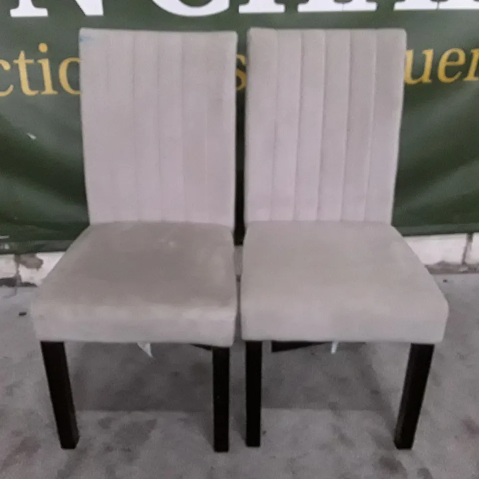 SET OF 2 SALISBURY CHAMPAGNE VELVET DINING CHAIR (BLACK LEG)