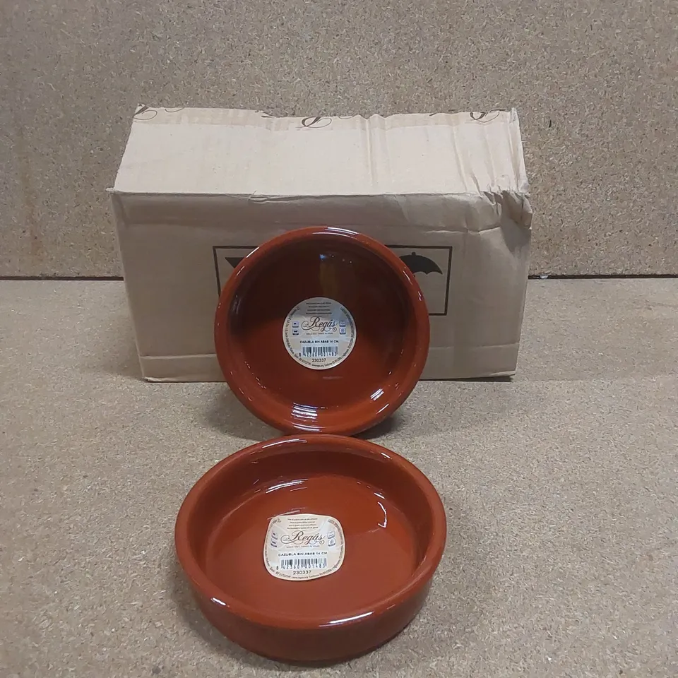 BOXED SET OF 10 REGÁS TERRACOTTA TAPAS/CASSEROLE DISHES - 14cm