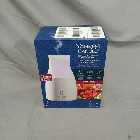 BOXED YANKEE CANDLE ULTRASONIC AROMA DIFFUSER WITH DIFFUSER OILS