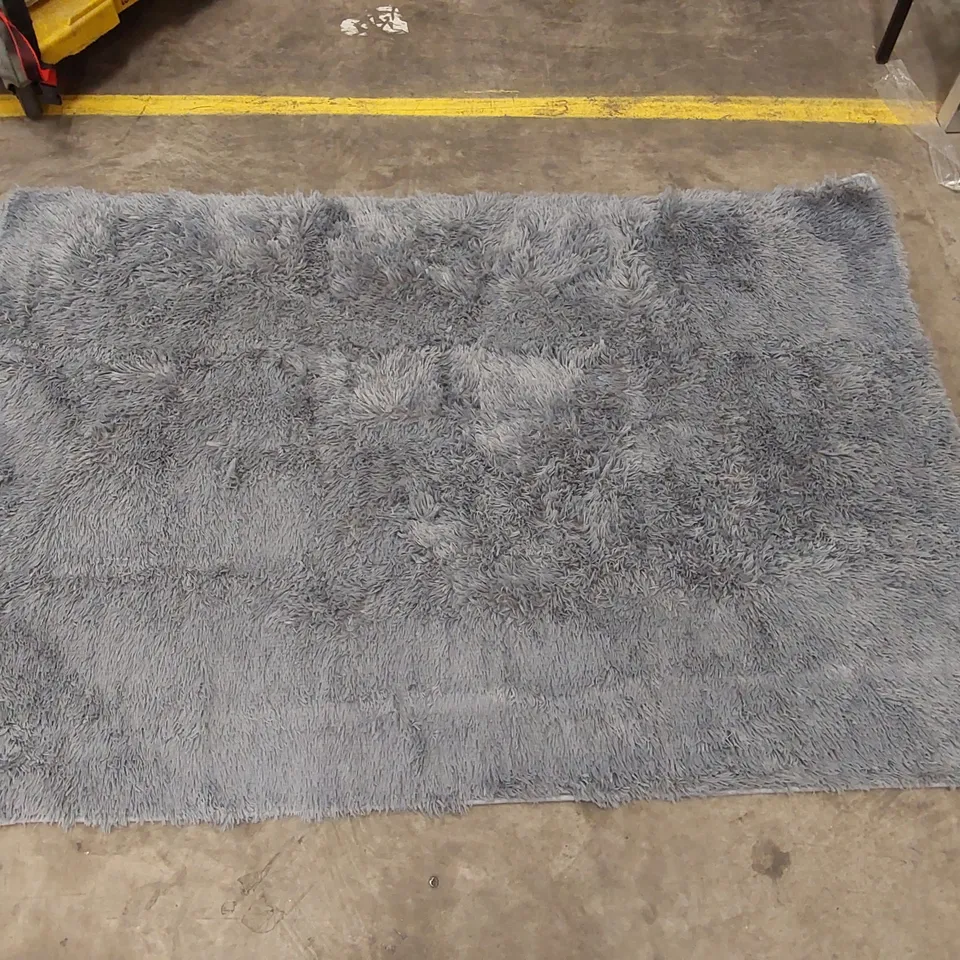 ABRIA SOFT FLUFFY GREY INDOOR/OUTDOOR RUG // 175 X 120CM