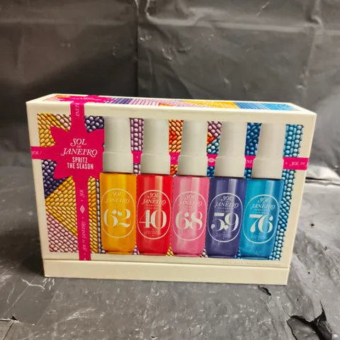 SOL DE JANEIRO SPRITZ THE SEASON GIFT SET – 6 X MINI FRAGRANCE BOTTLES (BOXED)