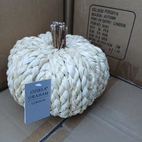 FOUR BRAND NEW GISELLA GRAHAM LONDON WOVEN DECORATIVE BALL ORNAMENT – CREAM/NATURAL FIBRE