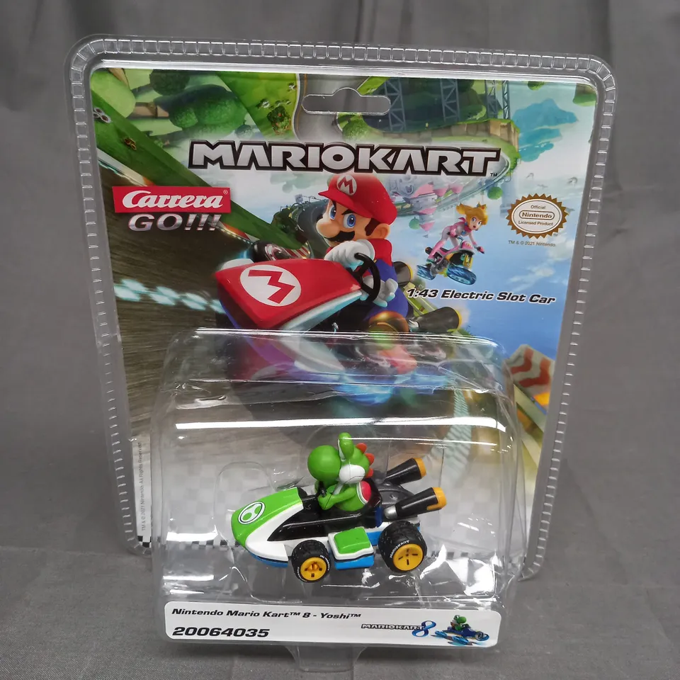 MARIO KART NINTENDO YOSHI - 1:43 ELECTRIC SLOT CAR - 20064035