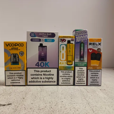 APPROXIAMTELY 15 ASSORTED VAPING PRODUCTS - COLLECTION ONLY