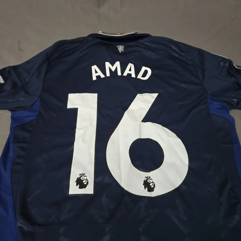 MANCHESTER UNITED FC AWAY SHIRT WITH AMAD 16 SIZE M