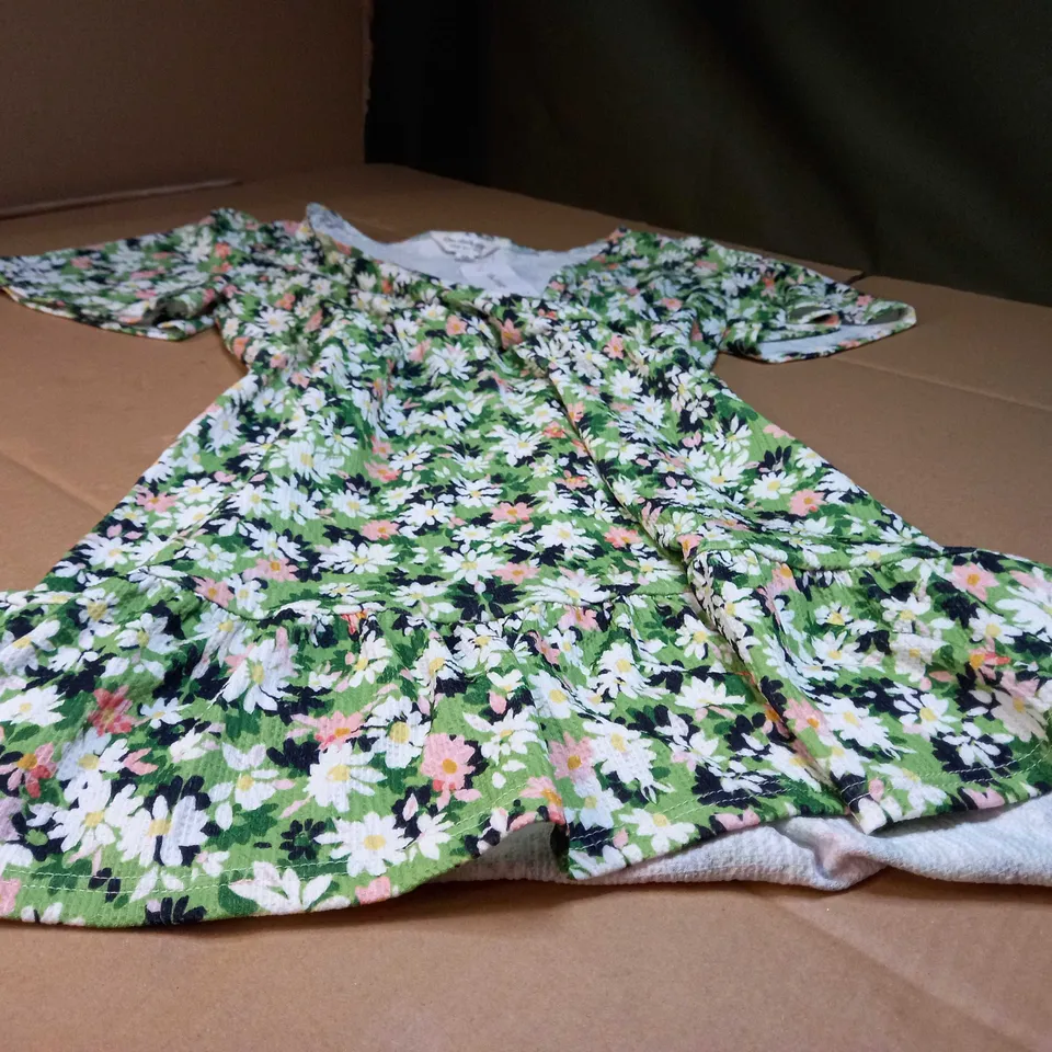 MISS SELFRIDGE GREEN FLORAL PRINT WAFFLE TEA DRESS - SIZE 6