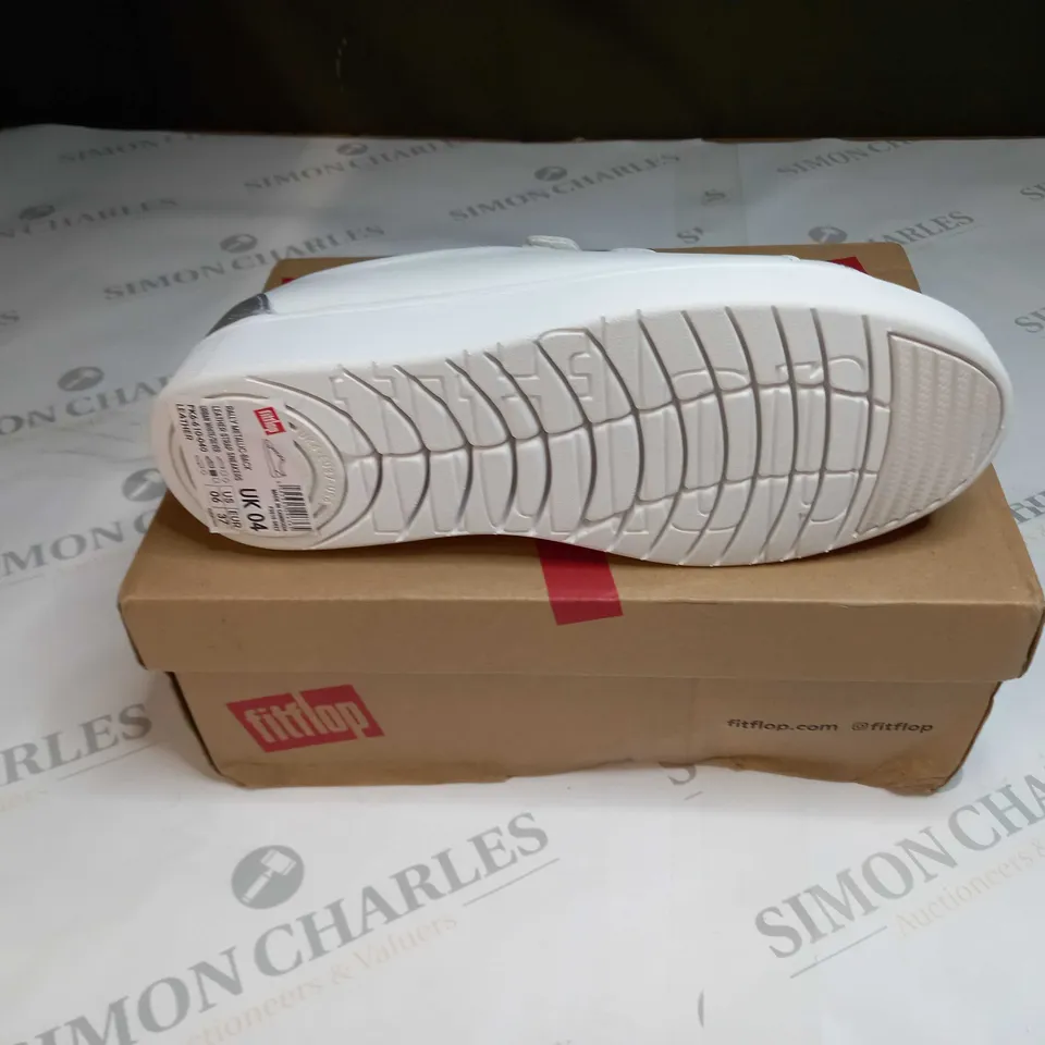 FITFLOP RALLY METALLIC-BACK LEATHER STRAP SNEAKERS SIZE 4