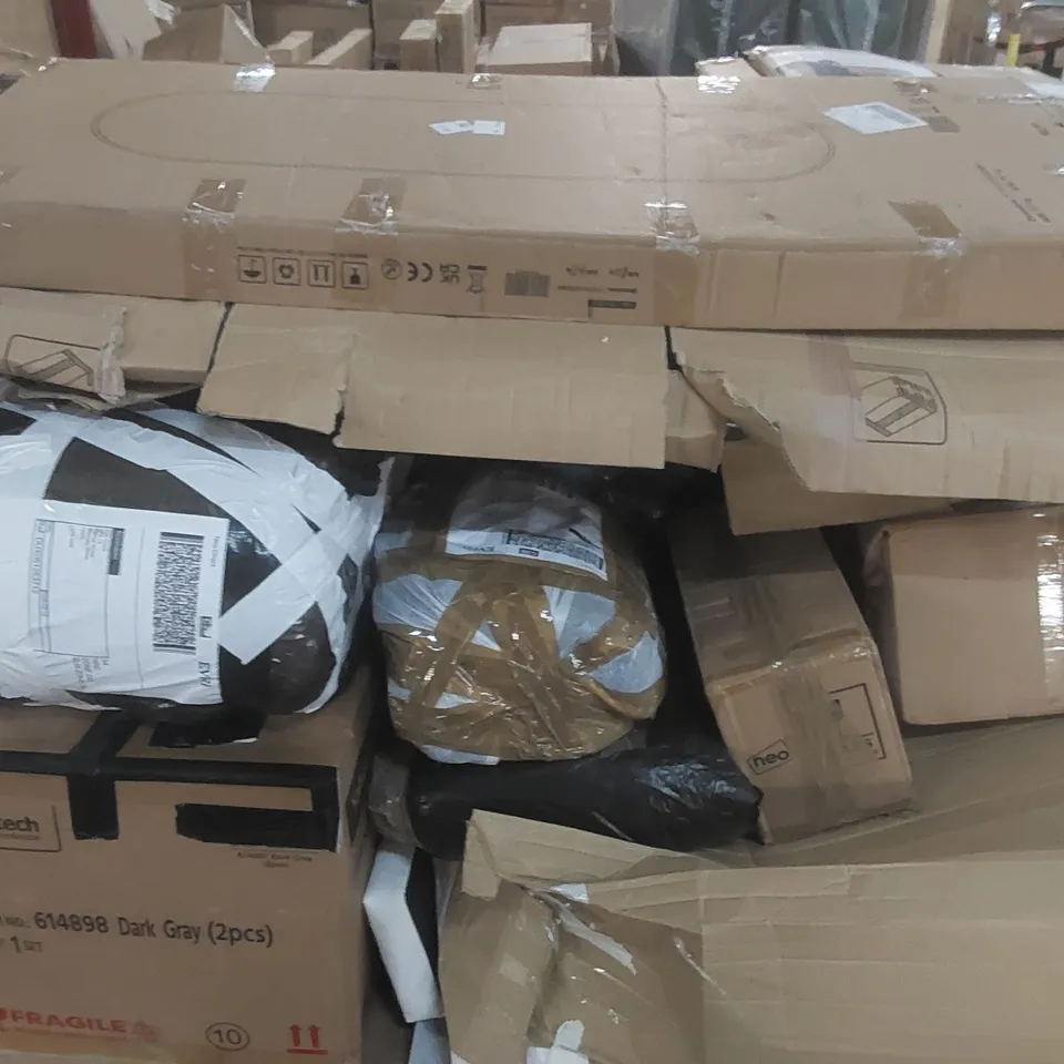 PALLET CONTAINING A LARGE QUANTITY OF ASSORTED FURNITURE PARTS ECT