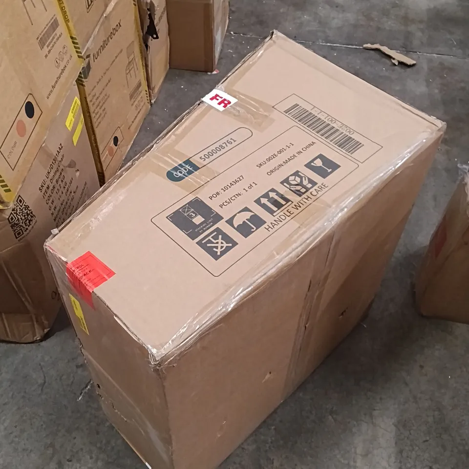 BOXED VELVET DINING CHAIR - PINK (1 BOX)