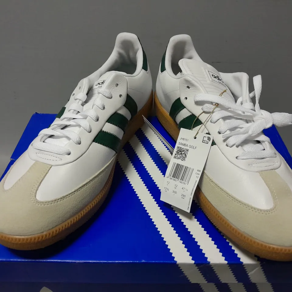 BOXED PAIR OF ADIDAS SAMBA SPIKELESS GOLF SHOES IN WHITE/GREEN - UK 12