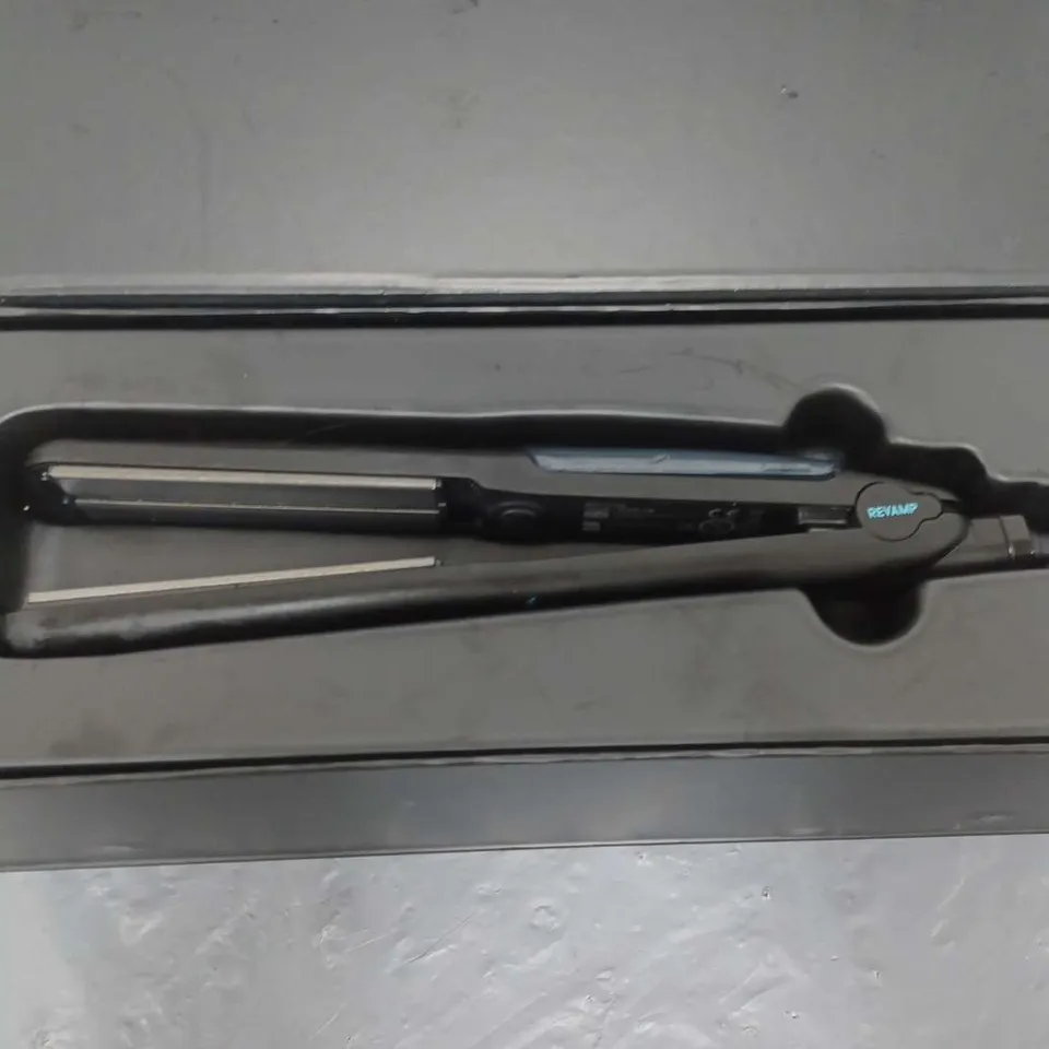 BOXED LOT OF APPROXIMATELY 10 REVAMP HAIR CARE PRODUCTS TO INCLUDE STRAIGHTENERS AND HAIRDRYERS