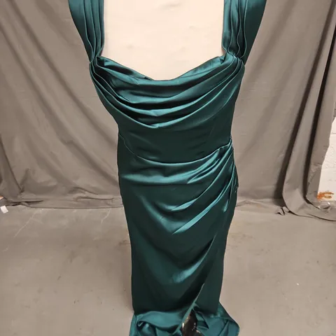 MANIJU OCCASION DRESS IN EMERALD SIZE M