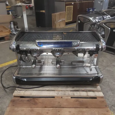 FAEMA EMBLEMA COMMERCIAL 3 GROUP COFFEE MACHINE