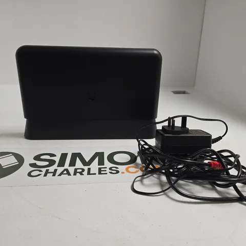 EE SMART HUB