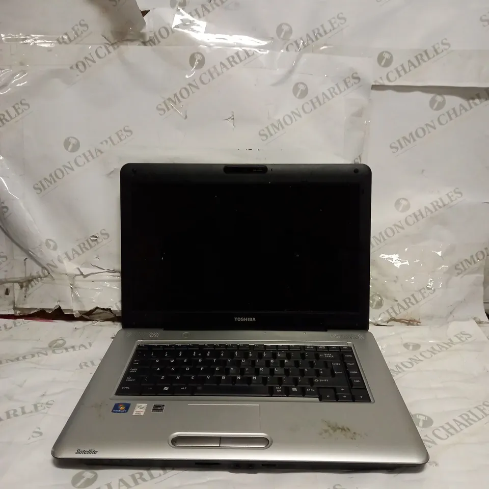 TOSHIBA SATELLITE LAPTOP 