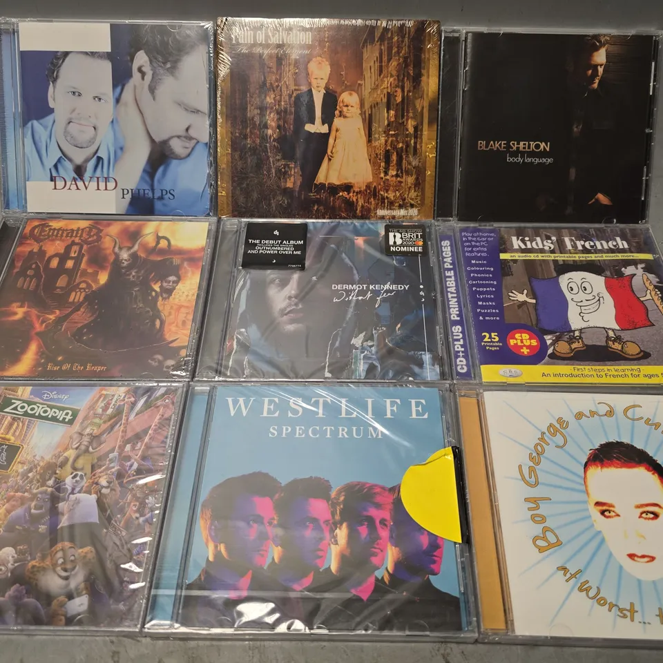 TOTE OF APPROXIMATELY 18 ASSORTED CD'S TO INCLUDE - BLAKE SHELTON BODY LANGUAGE , KIDS FRENCH , WESTLIFE SPECTRUM ETC