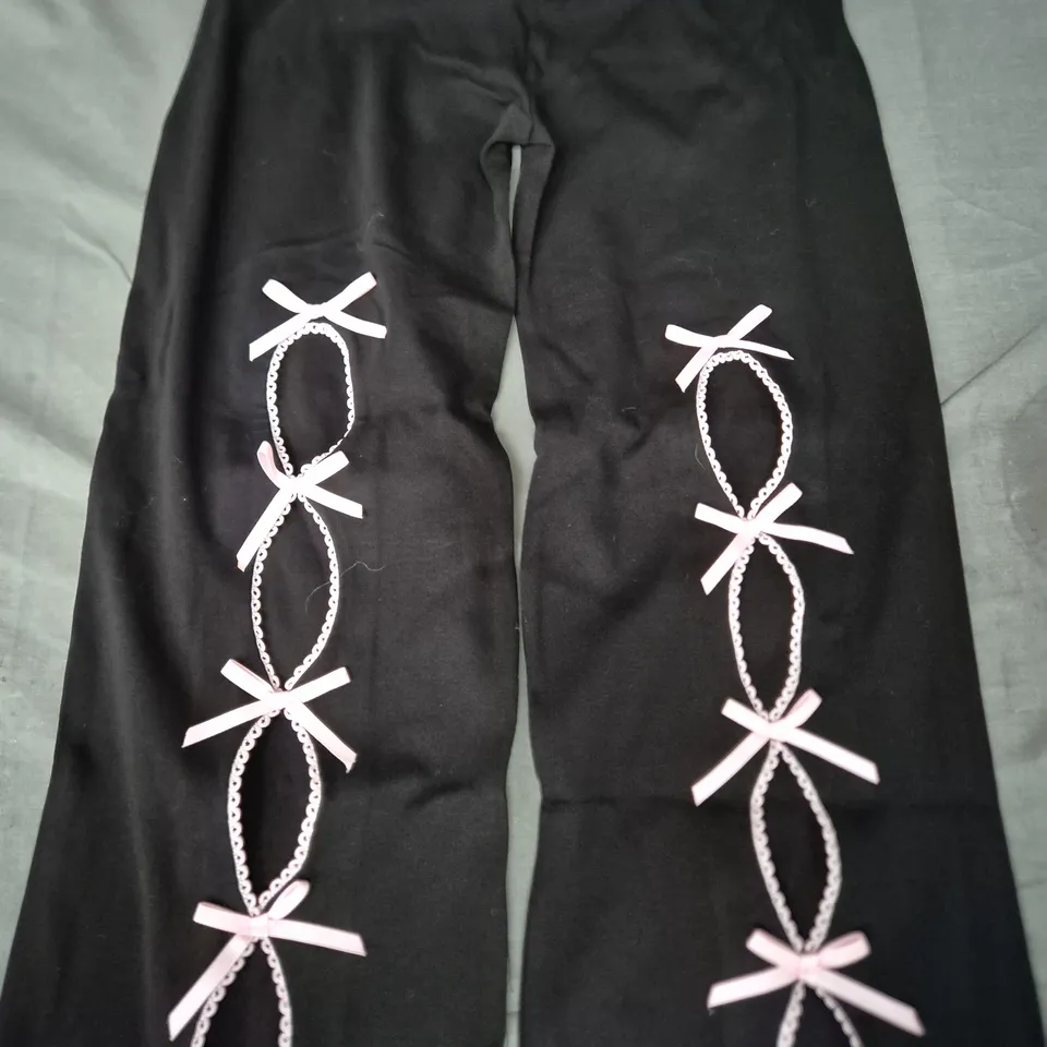 NAMED COLLECTIVE RIBBON SCULPT STRETCHPANTS IN BLACK/PINK SIZE MEDIUM