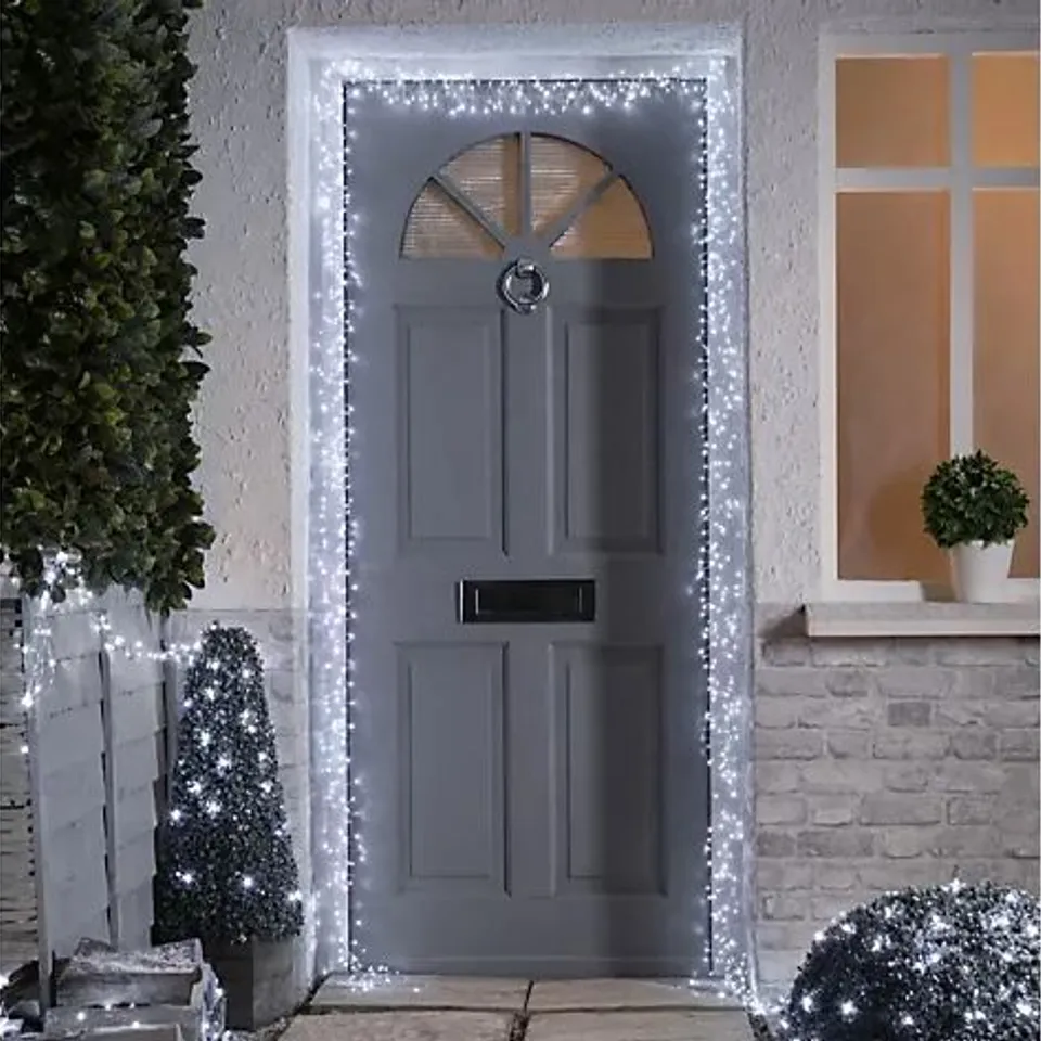 FESTIVE INDOOR/OUTDOOR DOOR GARLAND 880 LED LIGHTS WITH HOOKS