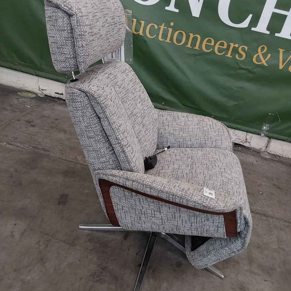 QUALITY BRITISH DESIGNER G PLAN OSLO POWER RECLINING SWIVEL CHAIR REMCO LIGHT GREY FABRIC 