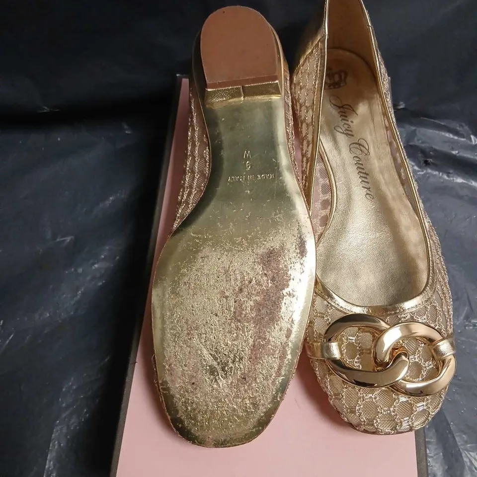 JUICY COUTURE ELEANOR GOLD RING DETAIL BALLET FLATS, UK7 (US 9W)